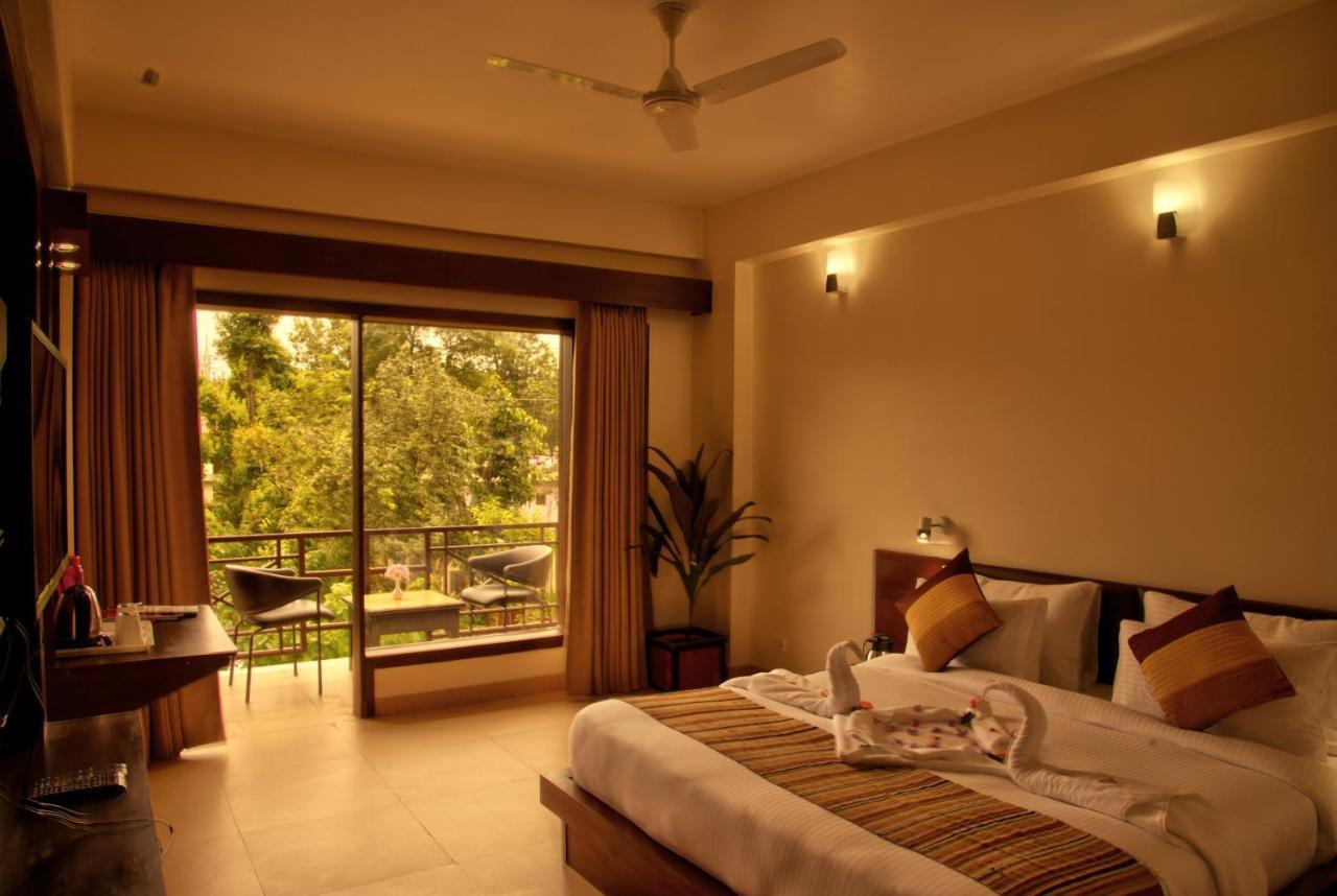 The Palm Resort-Luxuria Nainital Exterior foto